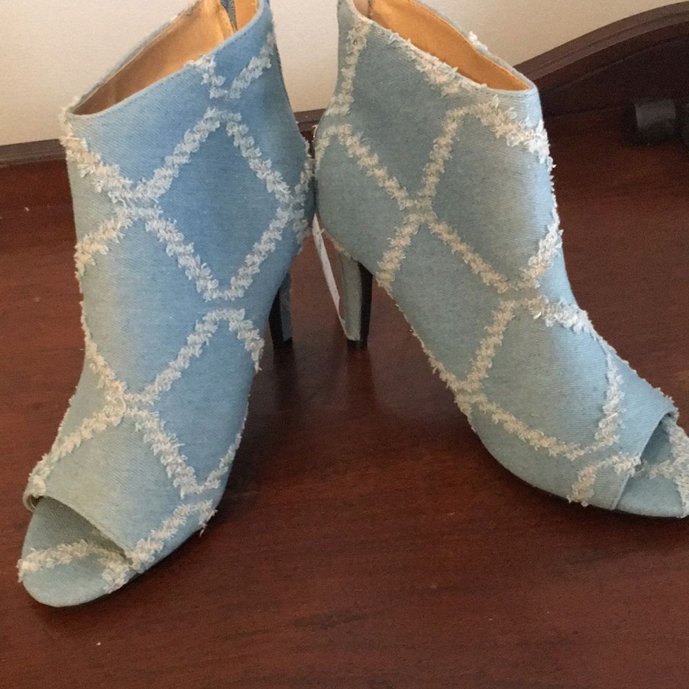 Blue peep toe ankle booties - Picture 8 of 12